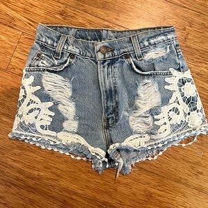 Vintage Crochet Levi’s Shorts